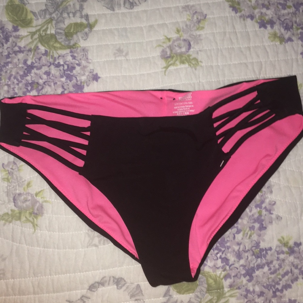 Pink VS bottoms